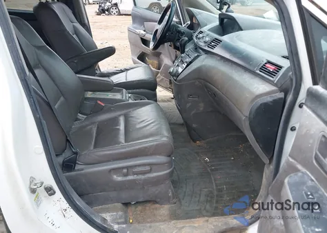 2011 Honda Odyssey Touring/Touring Elite из США, поврежденный, VIN 5FNRL5H97BB088337